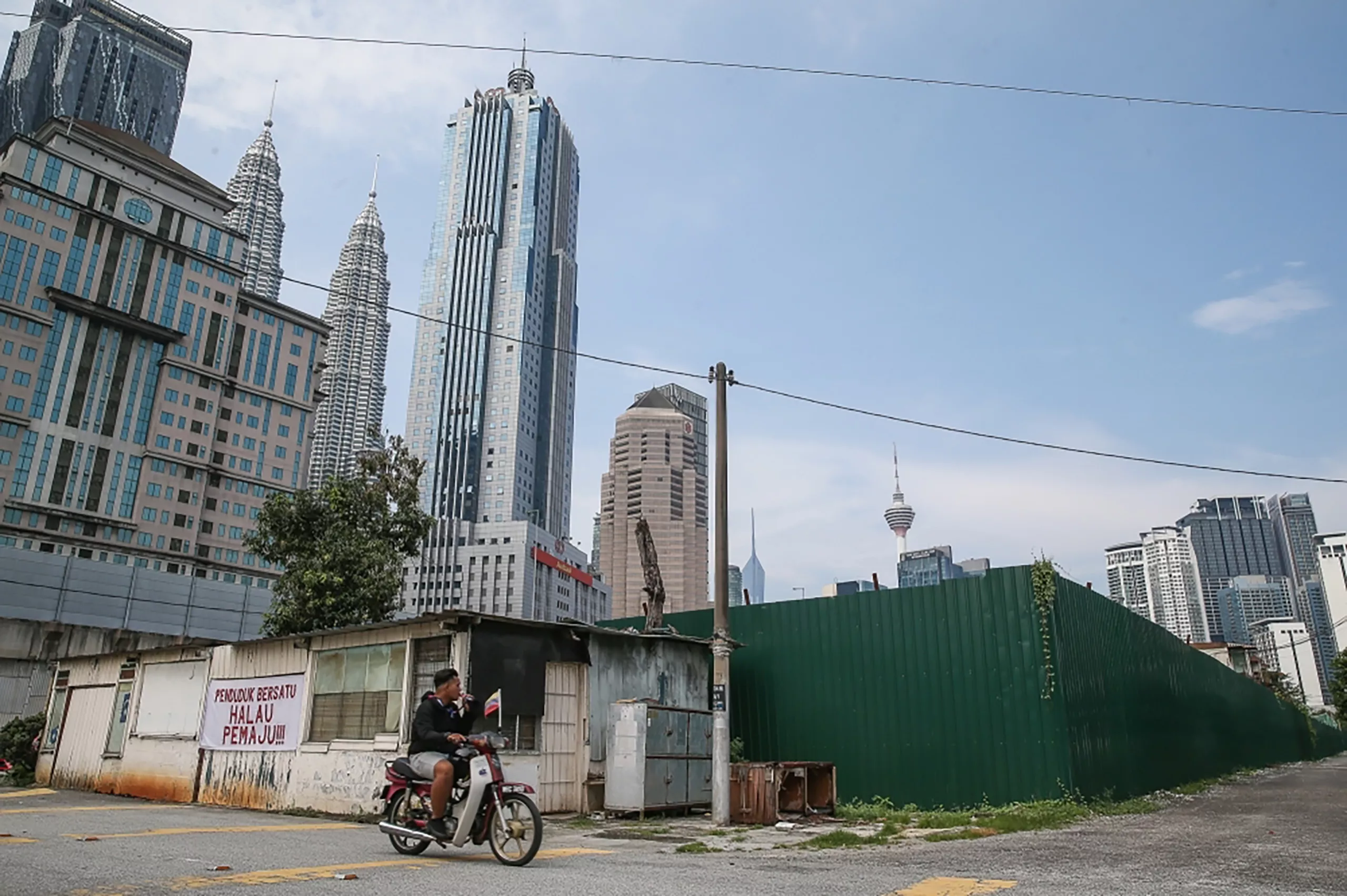 Kampung Sungai Baru residents received between RM198,000 and RM2.9 million in compensation, says Zaliha